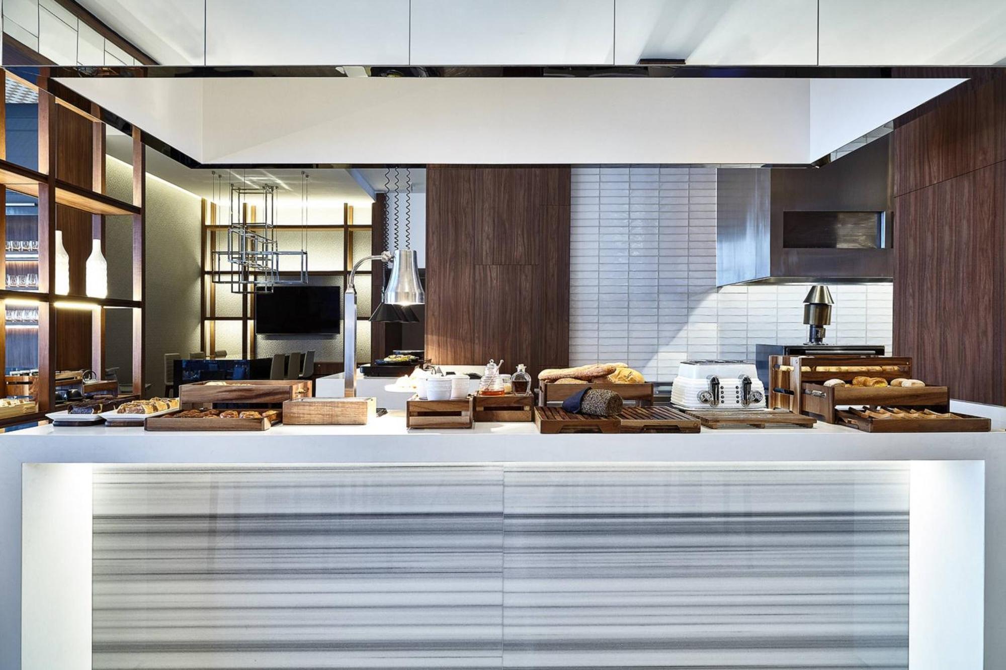 Ac By Marriott Miraflores Hotel 5*