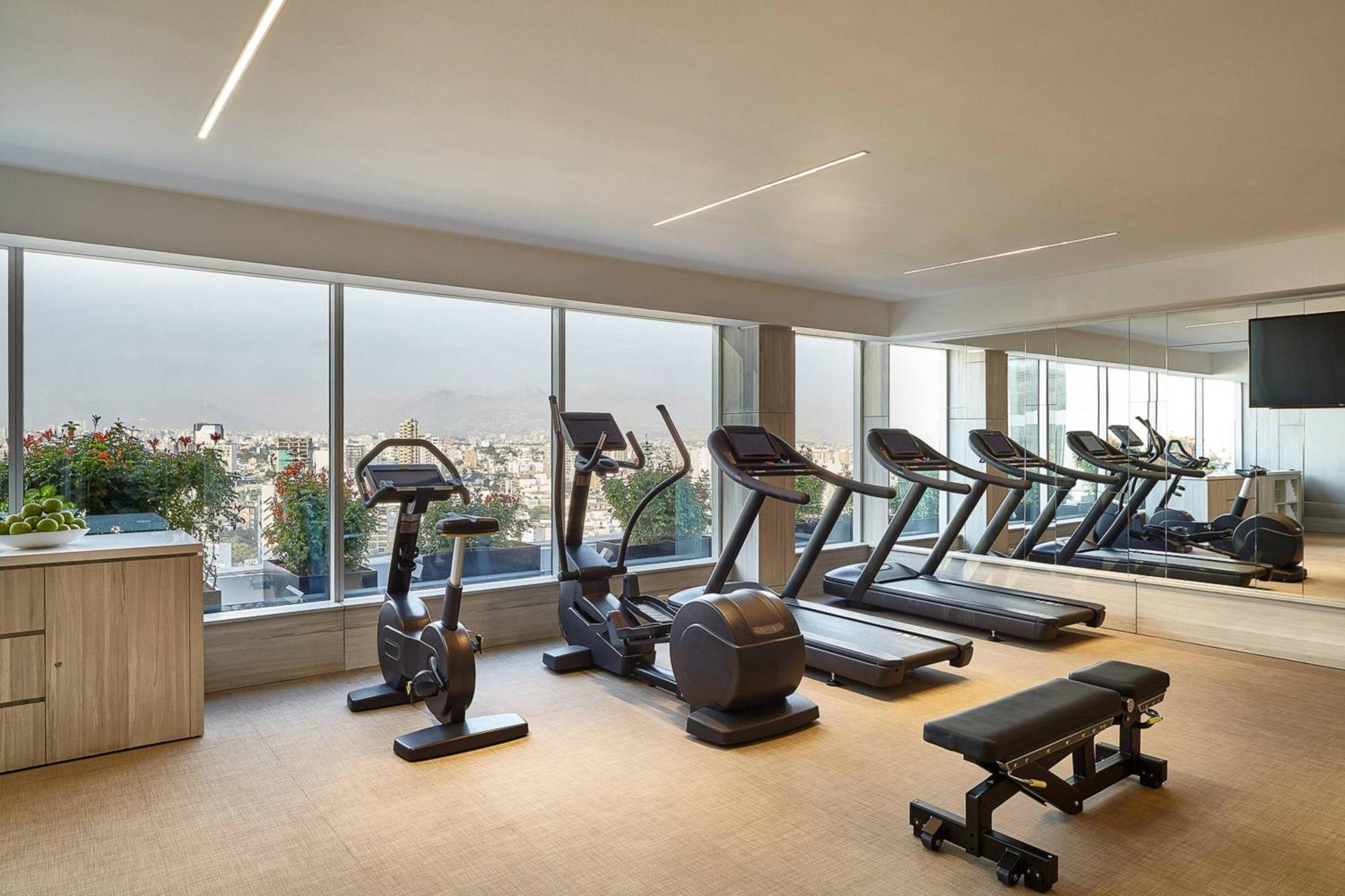 Ac By Marriott Miraflores Hotel Lima