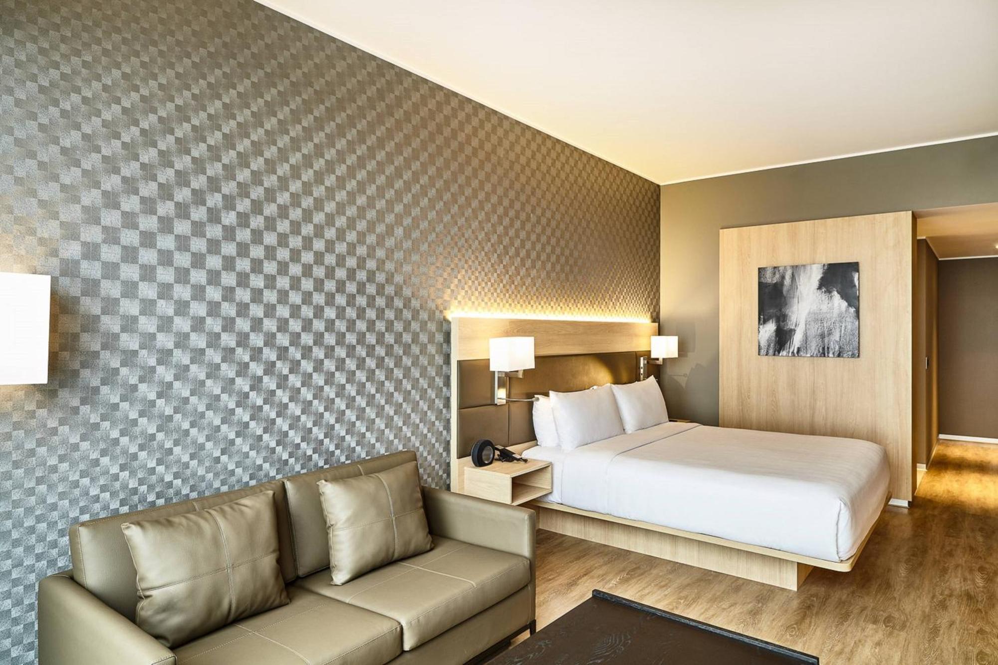Ac By Marriott Miraflores Hotel Lima